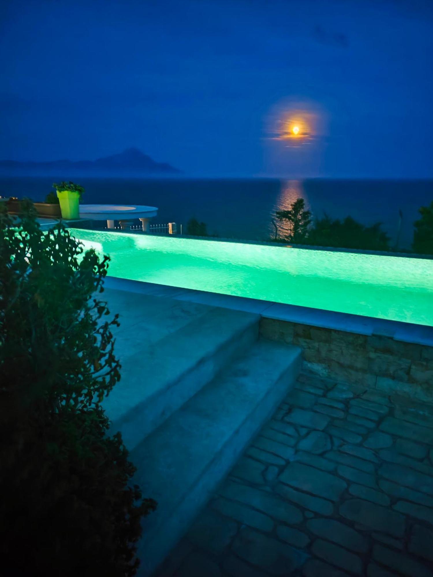 Villa Ulyana Kriaritsi - Athos Sea View & Spa מראה חיצוני תמונה